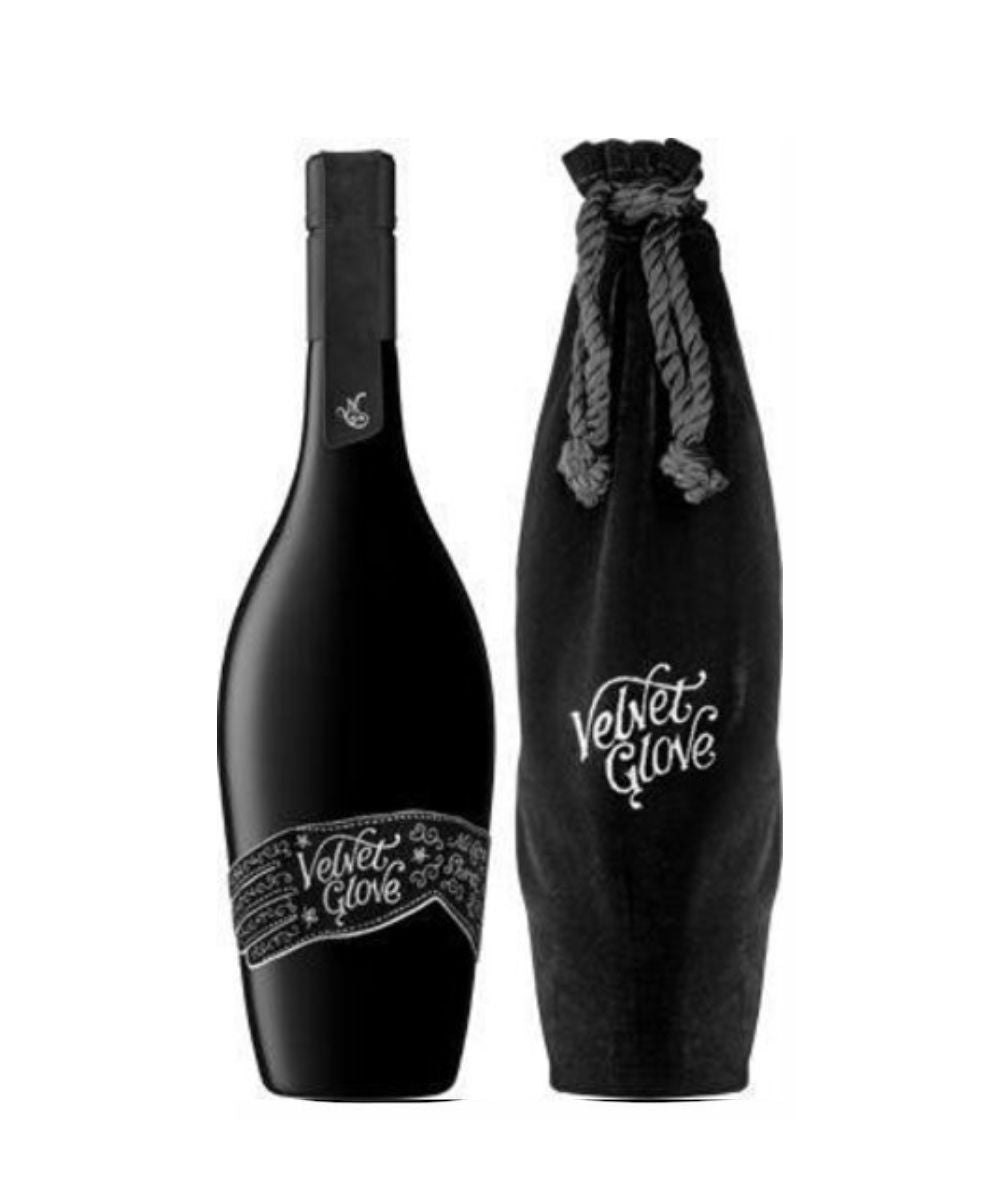 Mollydooker Velvet Glove 2017 – Under The Moon